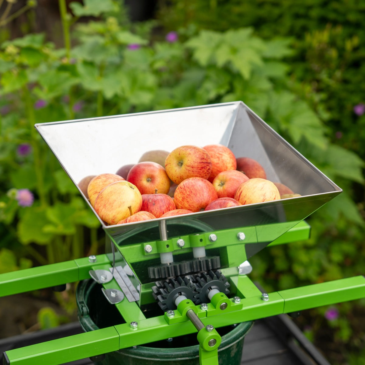 KuKoo 7 Liter Fruit Crusher