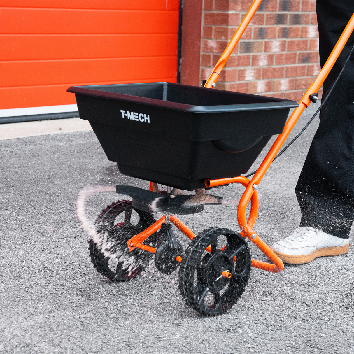 Roterende Strooiwagen & 50 cm Gazon Leveling Hark – Groen